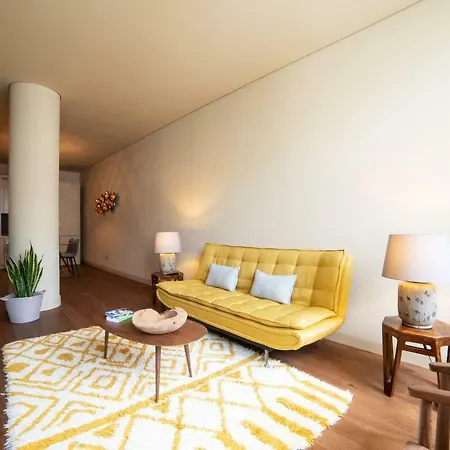 Casa Com Alma Portuguesa @ Location Cais Do Sodre Apartment Lissabon