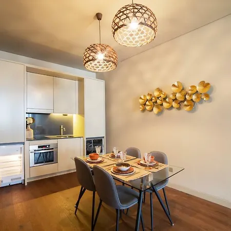 Casa Com Alma Portuguesa @ Location Cais Do Sodre Apartment Lissabon